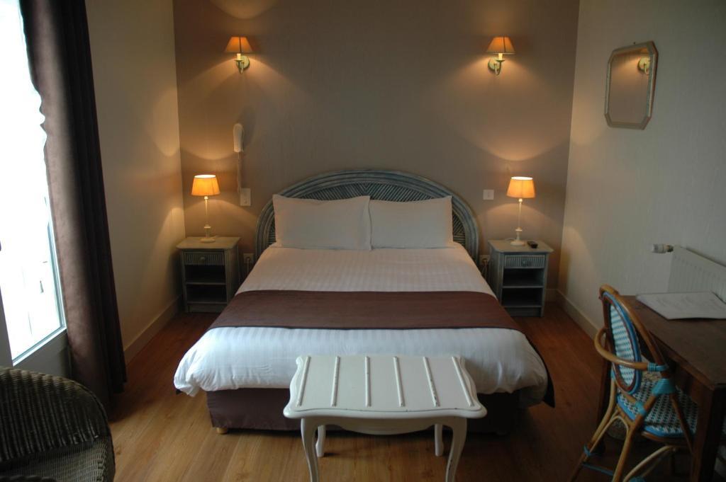 Hotel L'Ecailler La Cotiniere Bilik gambar